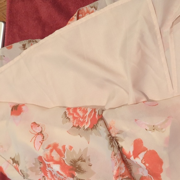 #023 Louben Women sz 16 (Fit 10-12) Butterfly & flowers lined skirt. One Only! - Picture 3 of 6